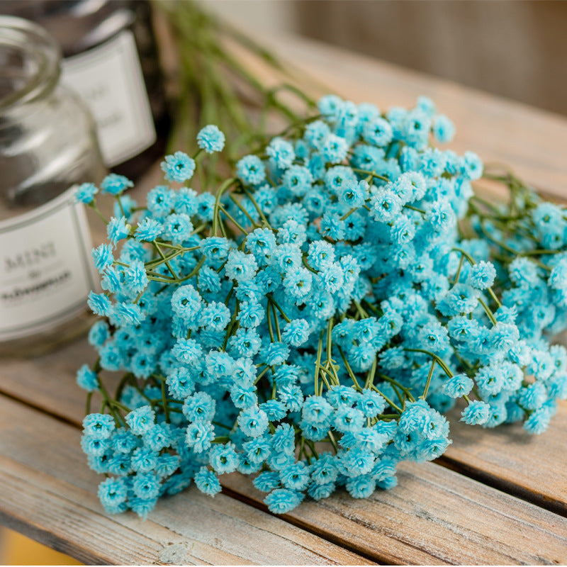 Lebensechtes Gypsophila Blumenbouquet