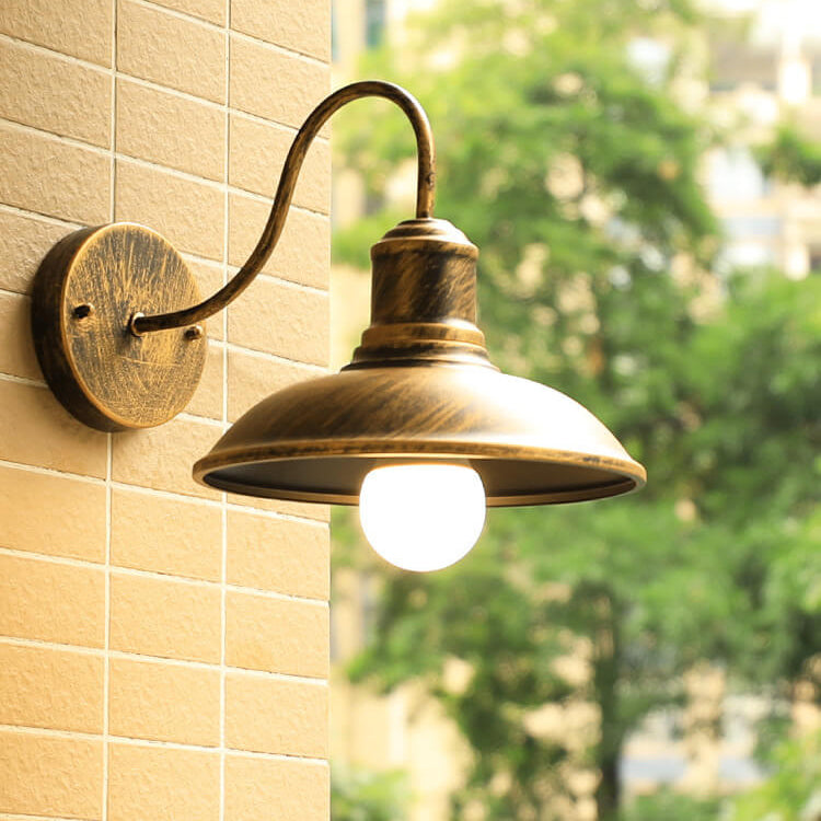 Retro Loft Dome Iron Outdoor Waterproof 1-flammige Wandleuchte mit gebogenem Arm