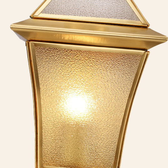 Europäische, moderne Luxus-Wandleuchte für den Außenbereich, viereckig, wasserdicht, aus Messing und Glas, mit einer Lichtquelle