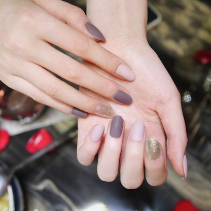 Matte und Glitter Press-On Nagel Set