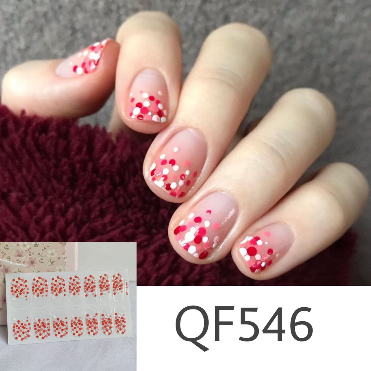 Künstliche Nagelkunst mit Sterndesign Brehn