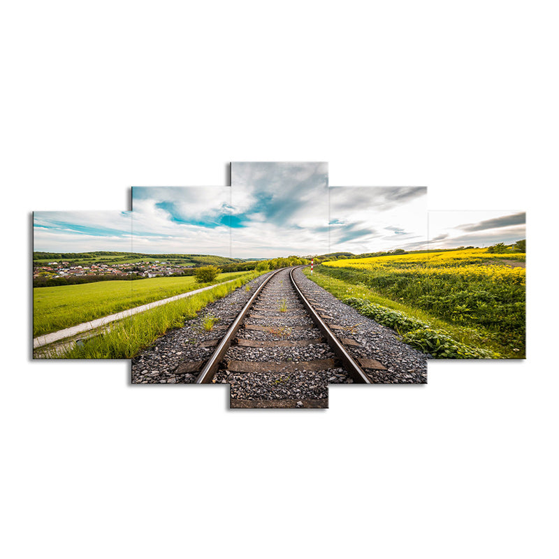Brehn | Grünes Eisenbahn Dorf Landschaft Leinwand Multi-Stück Wandkunst für Hausinterieur