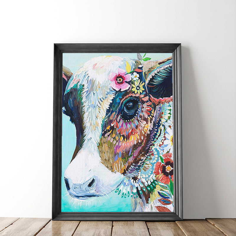 Brehn | Koe met Bloemen Schilderij Canvas Blauw Modernistische Stijl Woonkamer Wanddecoratie