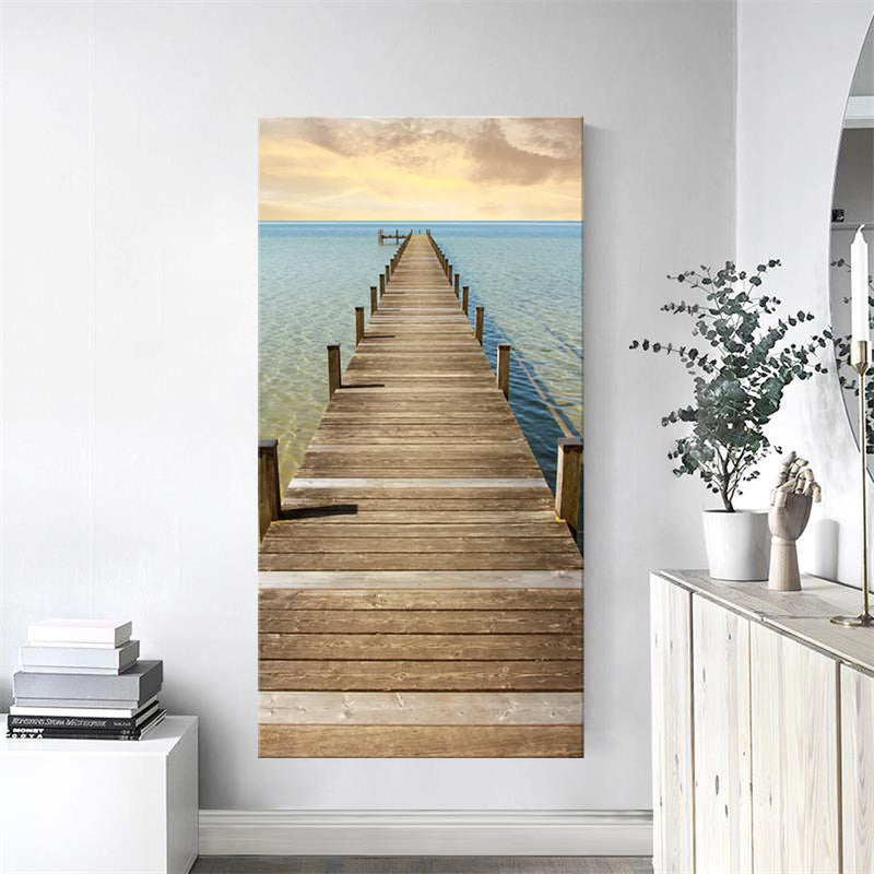 Brehn | Fotografie Moderne Wandkunst mit Gerade Brücke zum Meer Muster in Braun-Blau