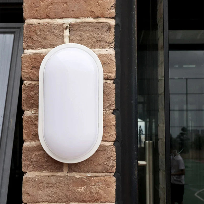 Wasserdichte LED-Feuchtigkeit Deckenleuchte – Ideal für Badezimmer, Küche und Keller | Brehn