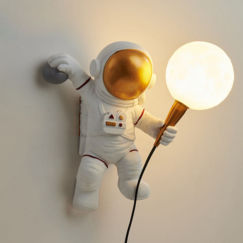 Brehn | CosmoBuddy Astronaut Wandlampe | Kreatives Design | Resin & ABS | LED Schlafzimmerlicht