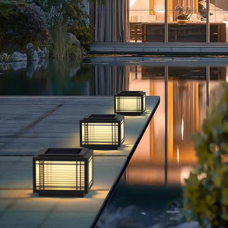 Traditionelle chinesische quadratische Aluminium-Glas 1-Licht Post Kopf Licht für Garten | Brehn