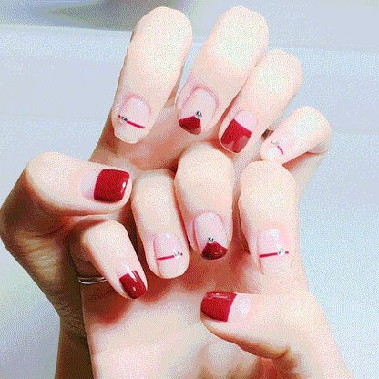Dekoratives Press-On Nail Art Set