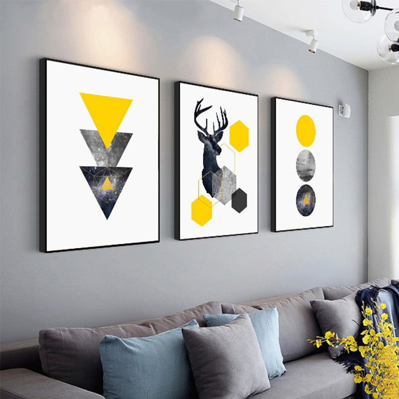 Brehn | Illustration Einfachheit Wandkunst Set mit Elch und geometrischem Muster in Schwarz-Gelb