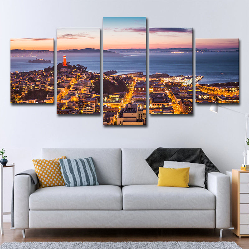 Brehn | Moderne Stadlandschappen Wandkunstprint Bruin Alcatraz Eiland bij Zonsondergang Canvas voor Thuis