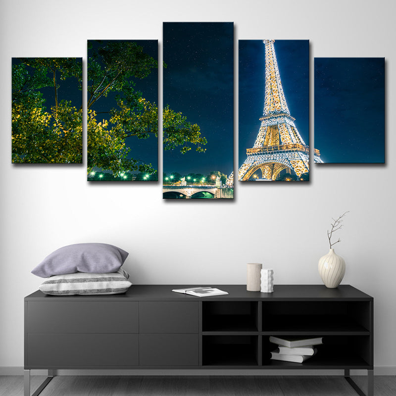 Brehn | Blaue global inspirierte Leinwand-Nachtansicht des Eiffelturms Wandkunstdruck für das Familienzimmer