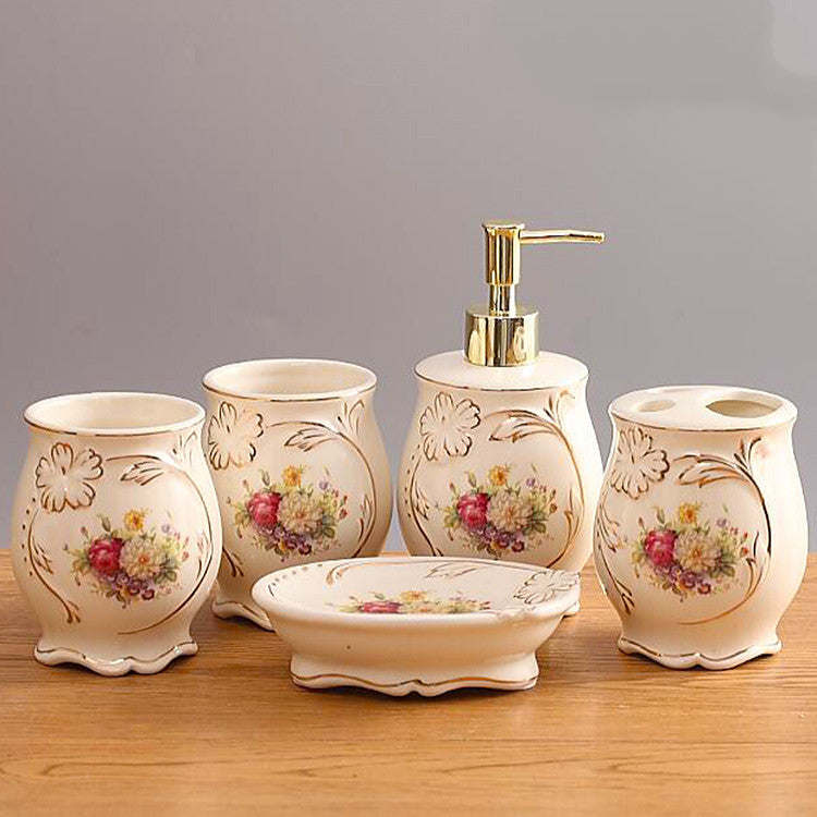 Keramisches-Badezimmer-Set | Brehn