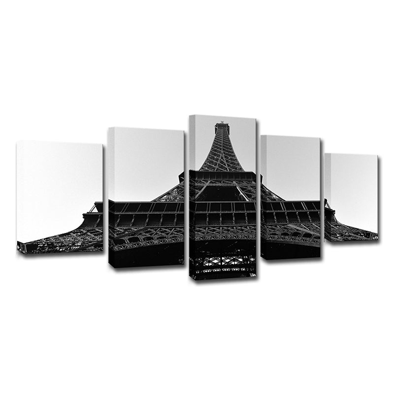 Brehn | Schwarze global inspirierte Wandkunst Leinwanddruck Blick nach oben auf den Eiffelturm für das Wohnzimmer