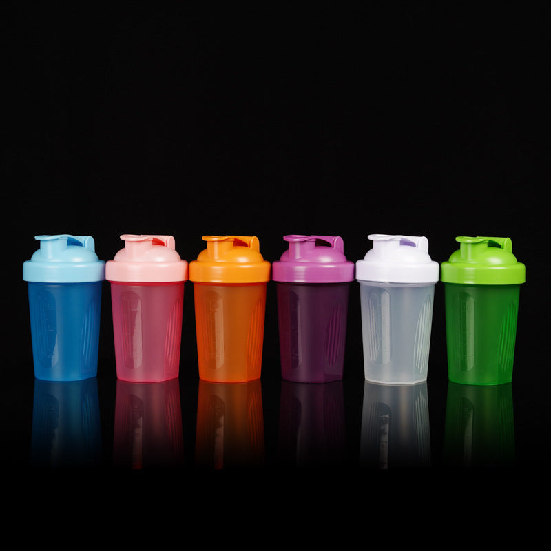 Unisex Shakerflasche mit Auslaufschutz und Messskala Brehn