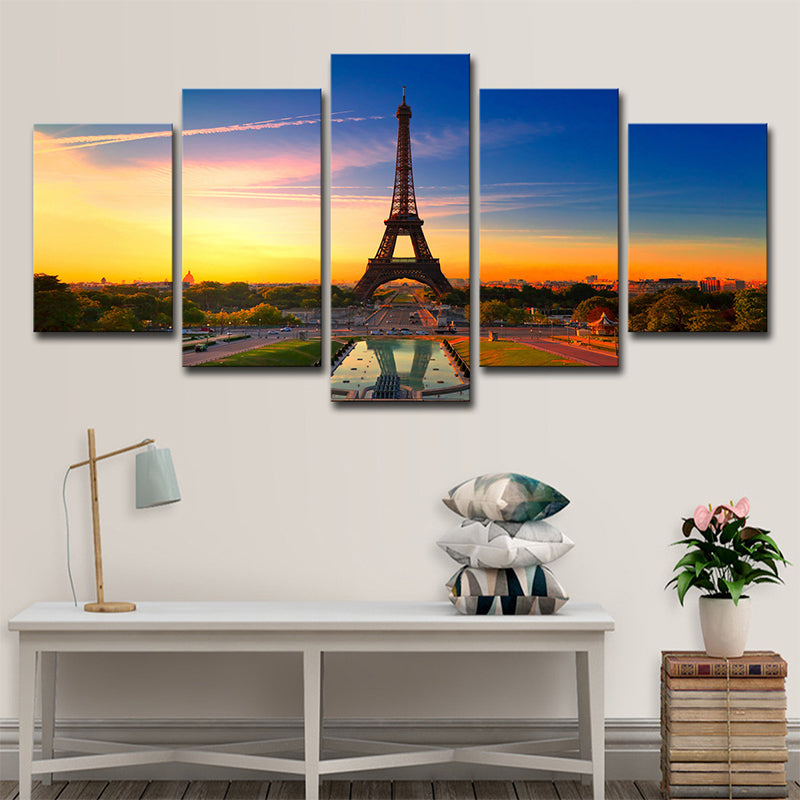 Brehn | Fotografie Globale Inspirierte Wandkunst mit dem Eiffelturm und Abendglühen Landschaft, Blau