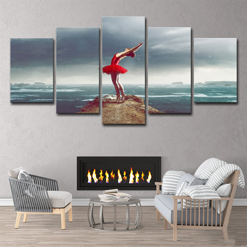 Brehn | Glam Ballerina Wandkunst Blau und Rot Ozean Insel Landschaft Leinwand für Wohnzimmer