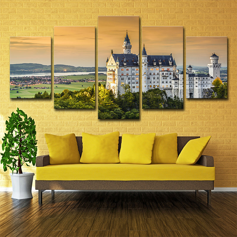 Brehn | Modernes Landmark Wandkunstdruck Grünes Schwanstein Schloss mit Sonnenuntergangsblick Leinwand