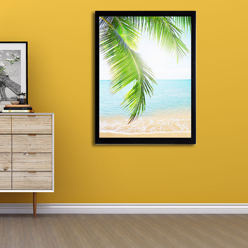 Brehn | Tropics Palm Tree Branches Leinwanddruck Grün und Blau Strand Seascape Wandkunst