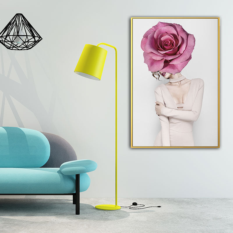 Brehn | Frau und Blume Eingewickelte Leinwand Pastellfarbe Modernistische Wandkunst Dekor für Mädchenzimmer