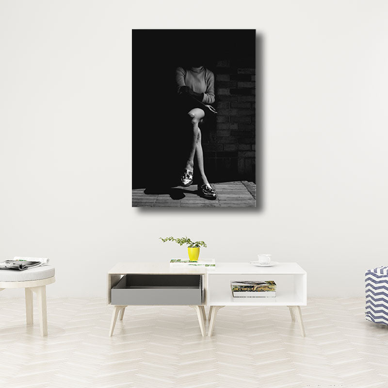 Brehn | Fotografien Modernistische Leinwand Wandkunst Sitzende Frau in Schwarz, Mehrere Größenoptionen