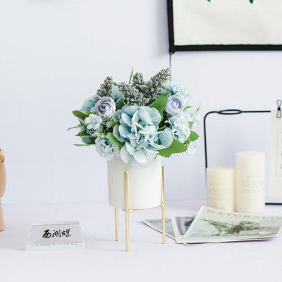 Elegante Blumenarrangement
