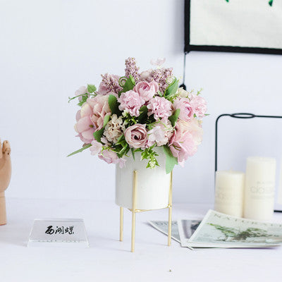 Elegante Blumenarrangement