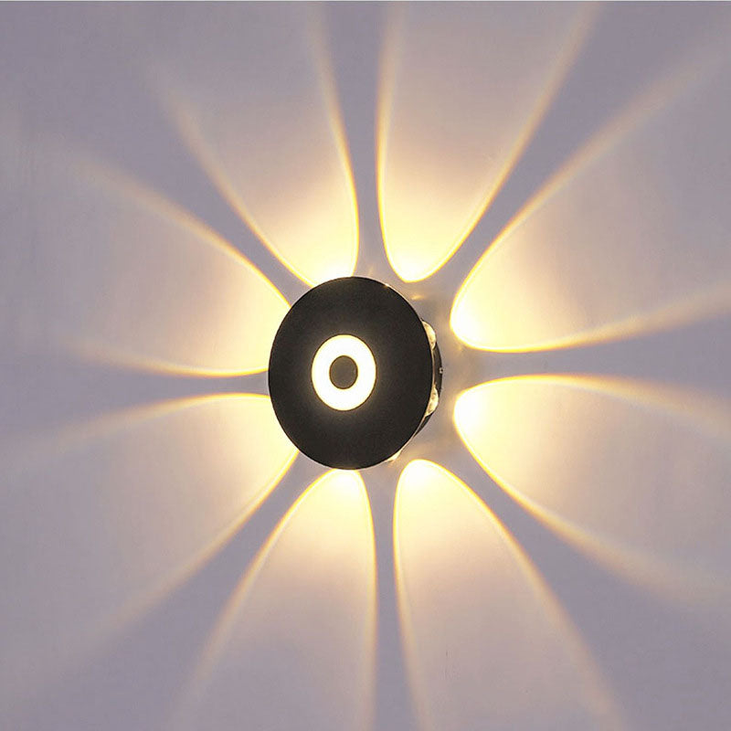 Moderne skandinavische LED-Wandleuchte mit rundem Aluminiumschirm für die Terrasse