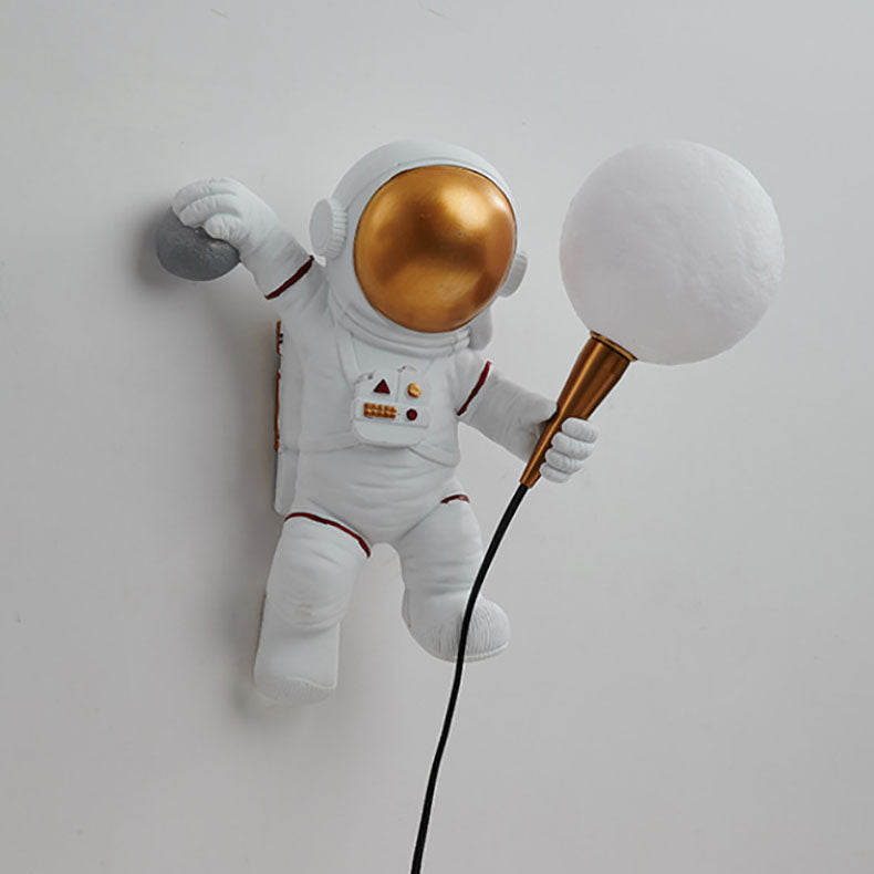 Brehn | CosmoBuddy Astronaut Wandlampe | Kreatives Design | Resin & ABS | LED Schlafzimmerlicht