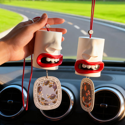 Auto-Duftanhänger mit abstraktem Lippen-Design