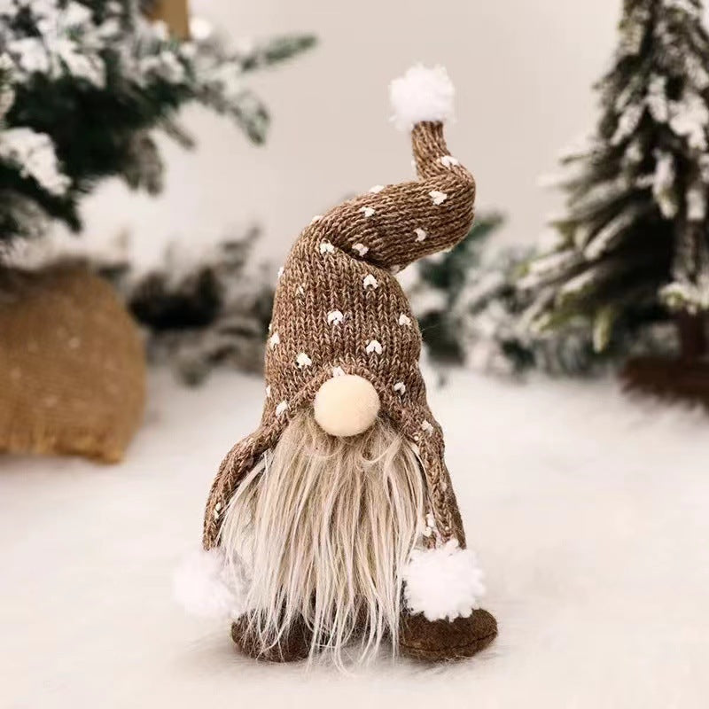 Sitzende Weihnachts-Wichtelfigur mit Strickmütze