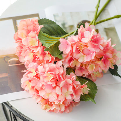 Künstliches Hortensien-Blumenarrangement