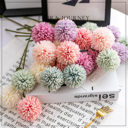 Realistische Blumendekoration Stamm