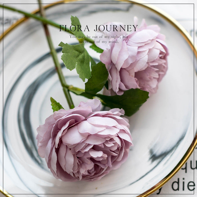Elegante dekorative Kunstblumenstiel