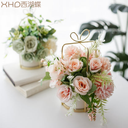 Stylische Blumenarrangements