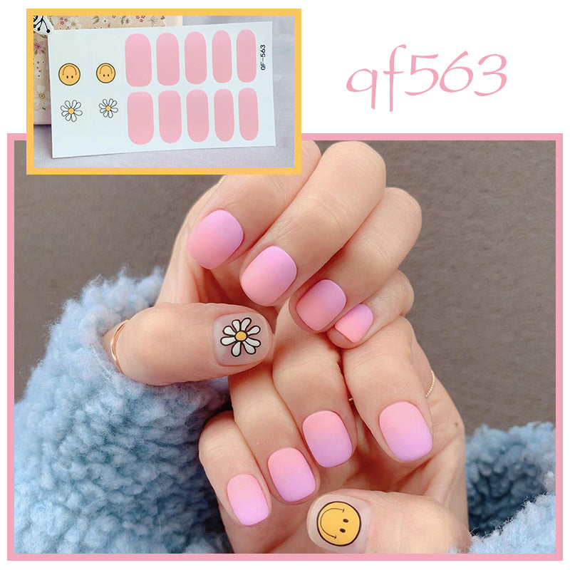 Künstliche Nagelkunst mit Smileys und Herzen Brehn