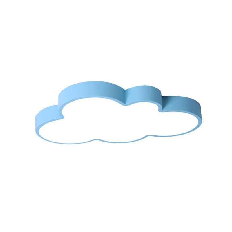 Kinderfreundliche Deckenleuchte im Wolken-Design