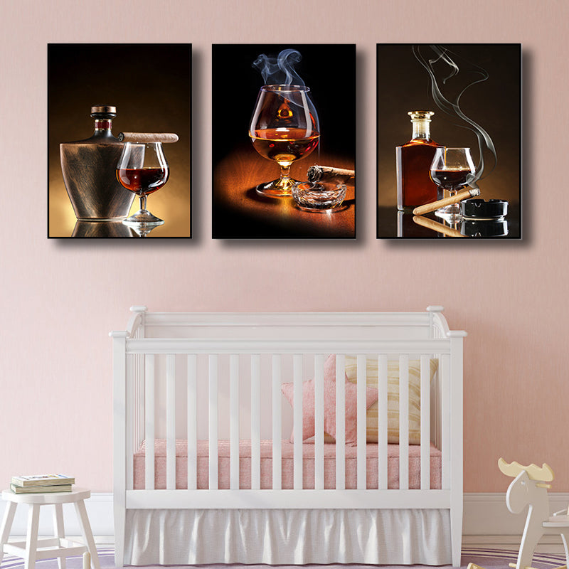 Brehn | Fotografie Weine Wandkunst Esszimmer Getränke Druck Leinwand in Dunkler Farbe, Set von 3