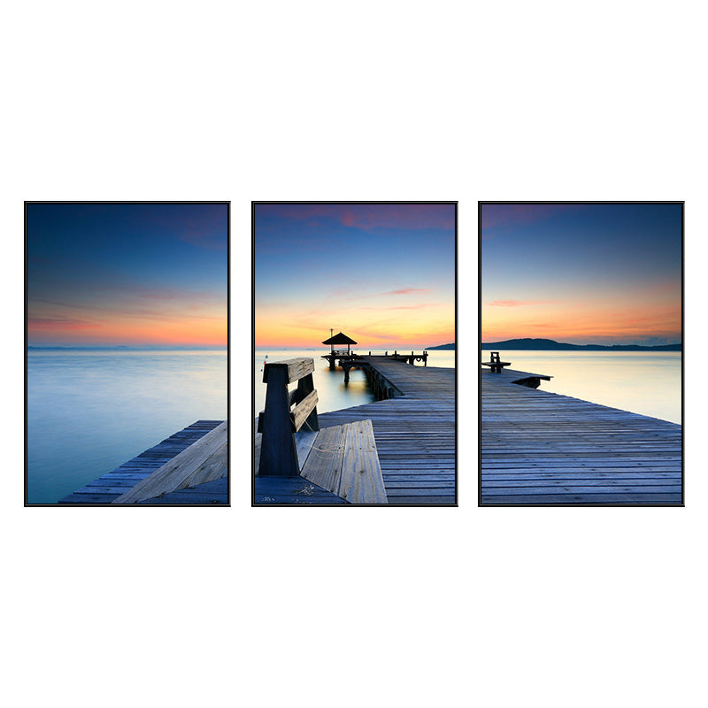 Brehn | Seaside Bridge Scene Art Print Moderne Canvas Multi-Piece Schilderij in Zachte Kleur, Set van Drie