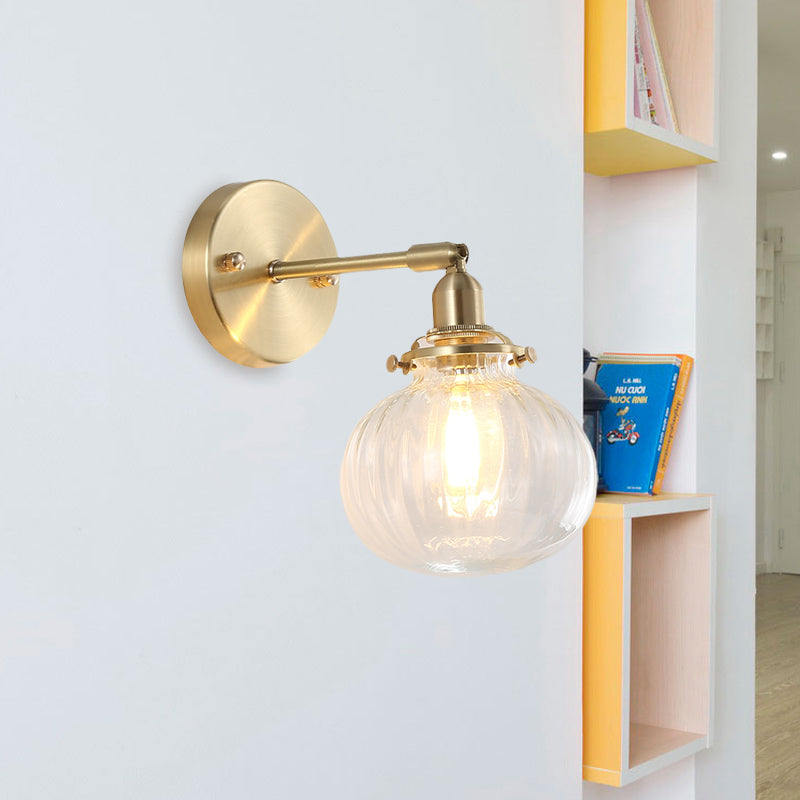 1 Kopf Wandmontierte Lampe Kolonial Orb Klar/Cognac Prismen Glas Wandleuchte Beleuchtungseinrichtung in Gold | Brehn