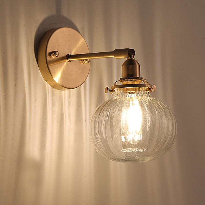 1 Kopf Wandmontierte Lampe Kolonial Orb Klar/Cognac Prismen Glas Wandleuchte Beleuchtungseinrichtung in Gold | Brehn