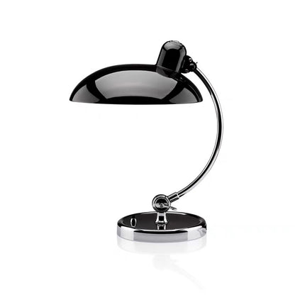 Stylische Schreibtischlampe