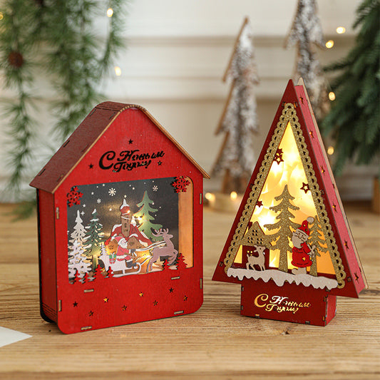 Dekoratives Holz-Weihnachtshaus und Baum-Ornament