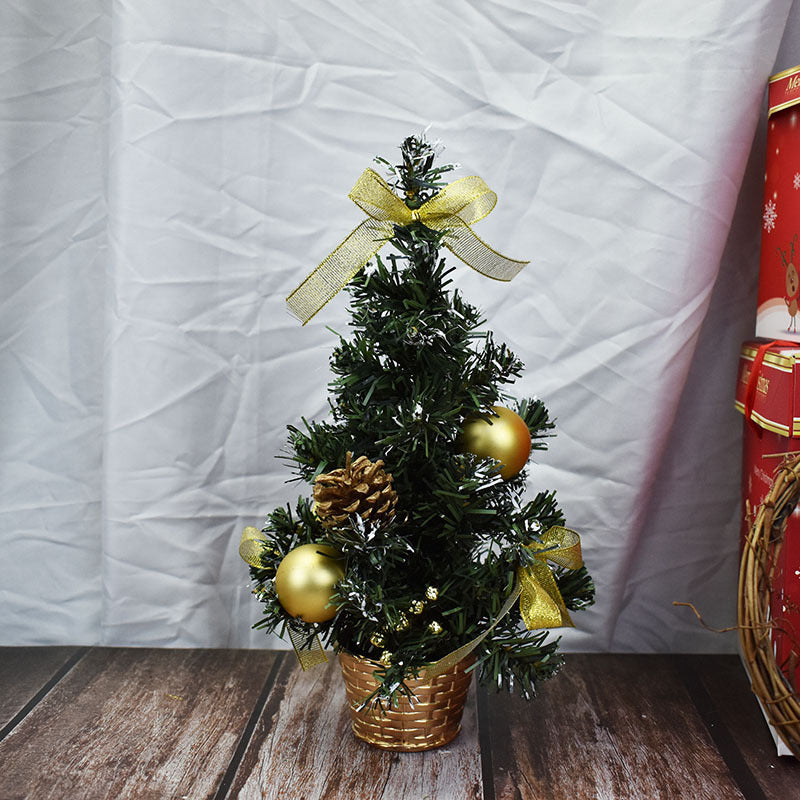 Künstlicher Weihnachtsbaum für den Tisch