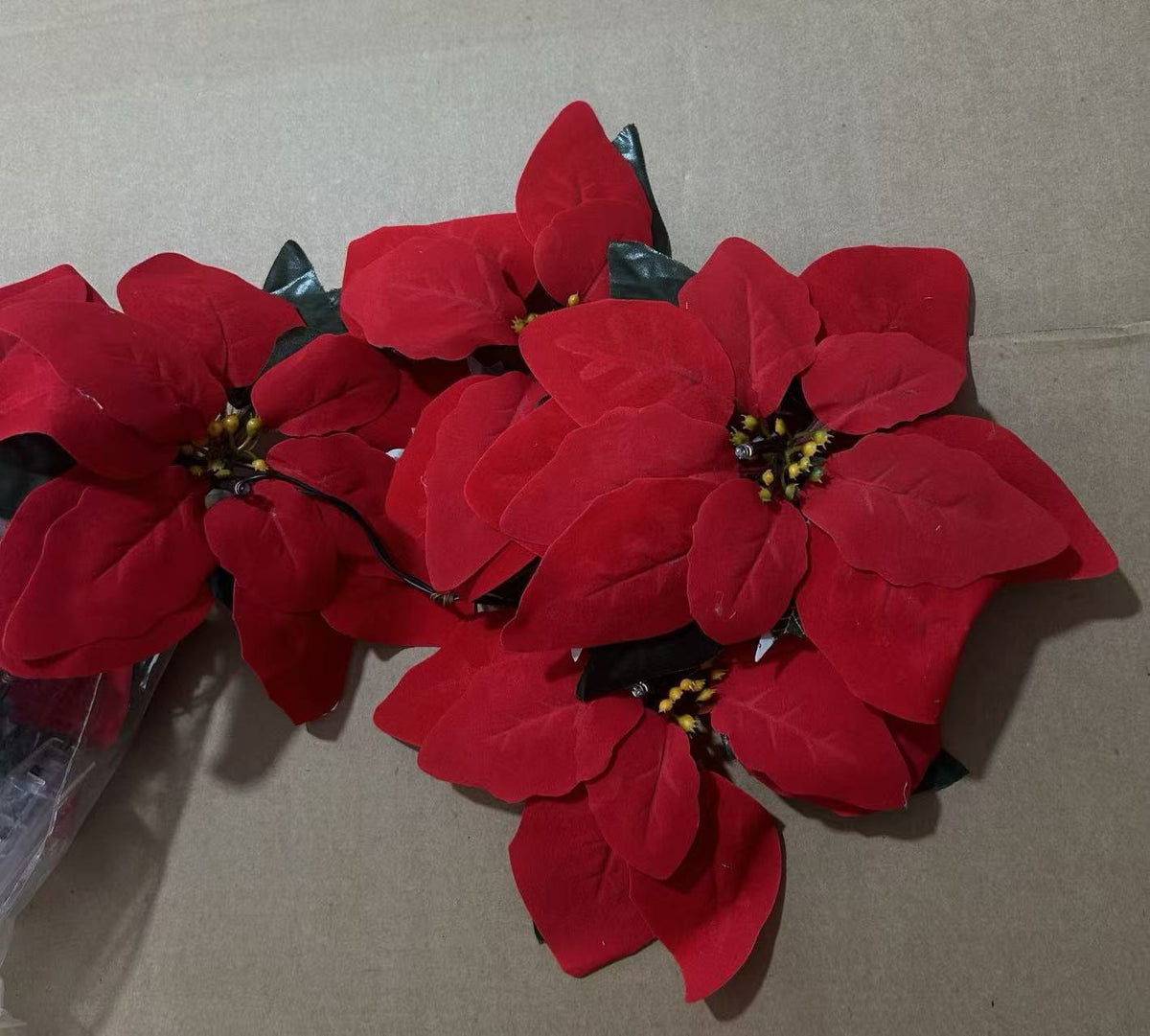 LED-Lichterkette mit Weihnachtssternen