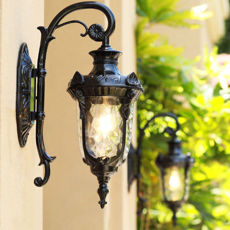 Traditionelle europäische Zylinderlaterne Aluminium Glas 1-Licht Außenwandlampe für Außenpatio | Brehn