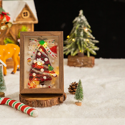 DIY Weihnachtsbaum-Tischdekoration aus Biegeplüsch