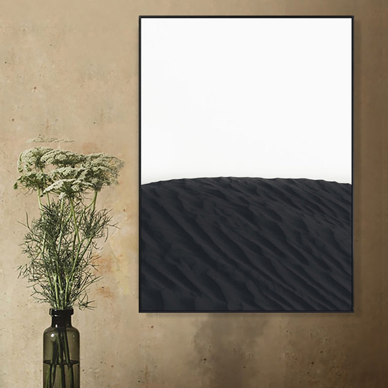Brehn | Skandinavische stilvolle Hügellandschaft Wandkunst Dekor Schwarzes Esszimmer Eingewickelte Leinwand