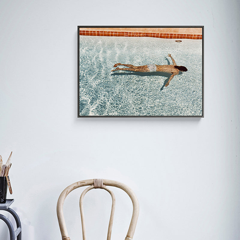Brehn | Frau Schwimmen im Pool Malerei Texturiert Pop Art Mädchen Schlafzimmer Leinwanddruck in Blau