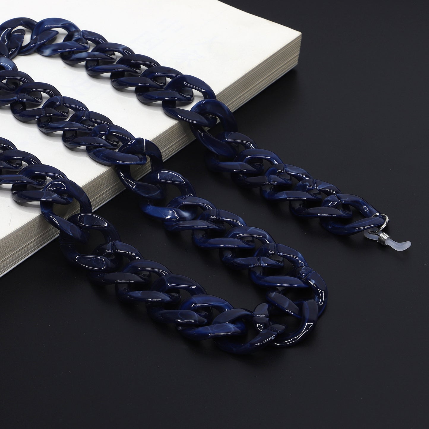 Modischer Chunky Chain Brillenhalter Brehn