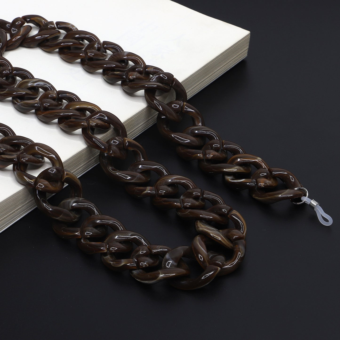 Modischer Chunky Chain Brillenhalter Brehn